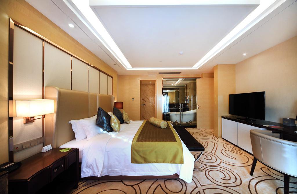 היפיי Days Hotel Wenyi Anhui מראה חיצוני תמונה
